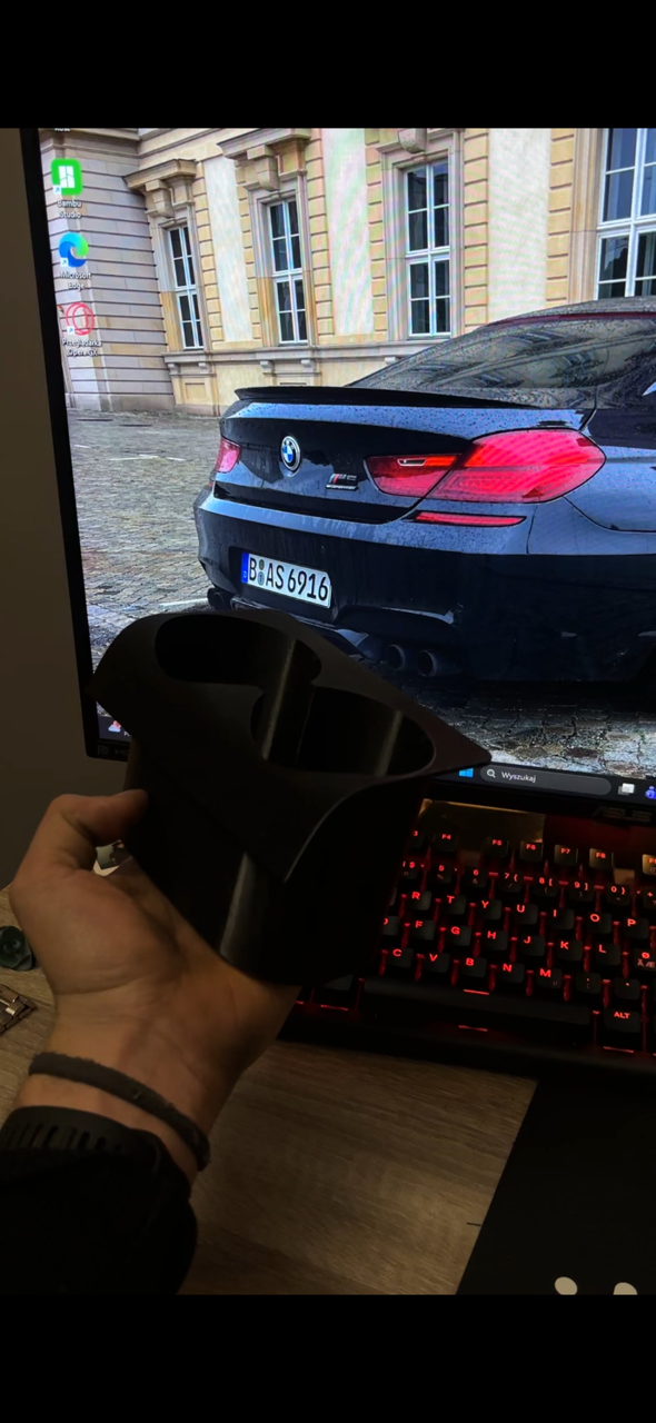 Cup holder BMW e46 w miejsce popielniczki tylnej (2x500ml)