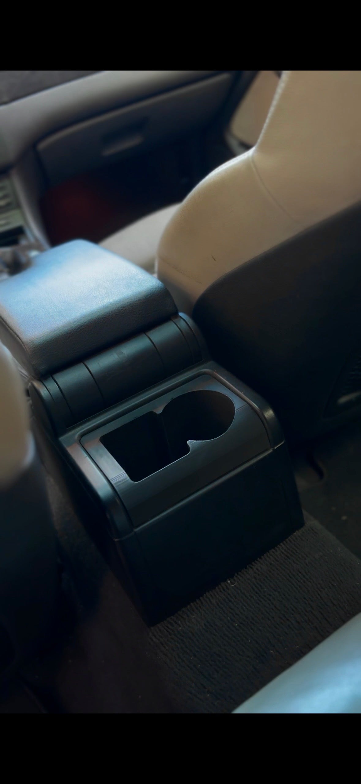 Uchwyt na napoje do tylnej popielniczki BMW E46